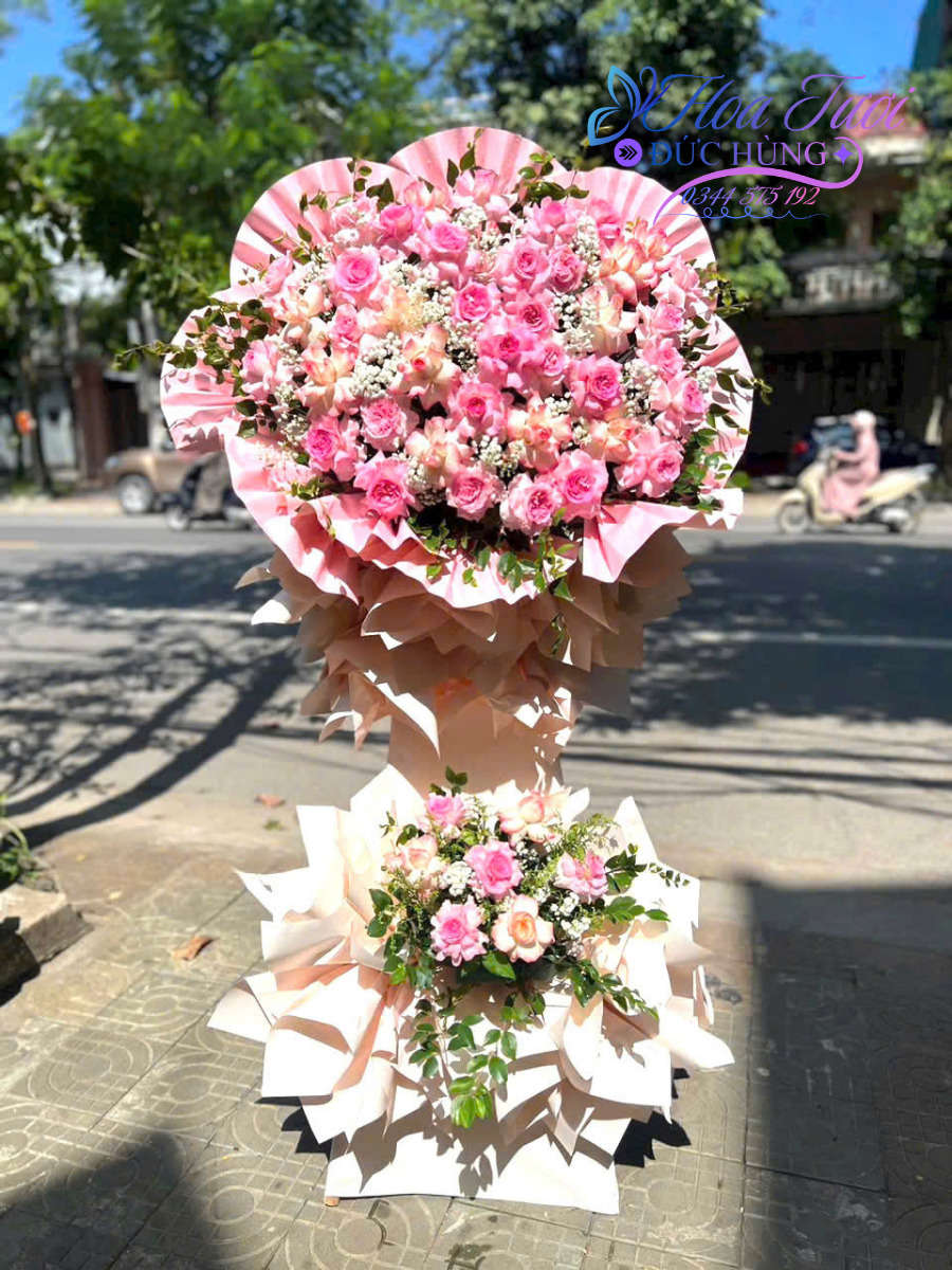 Kệ hoa khai trương 043